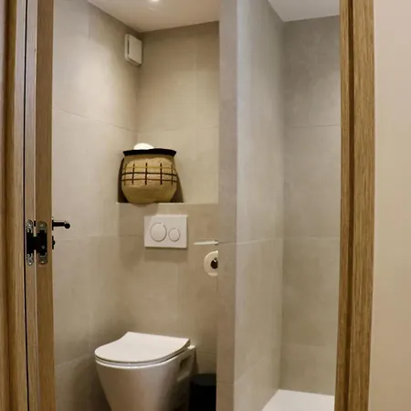 Sublime St Tropez 3 Bedrooms Pool Apartment
